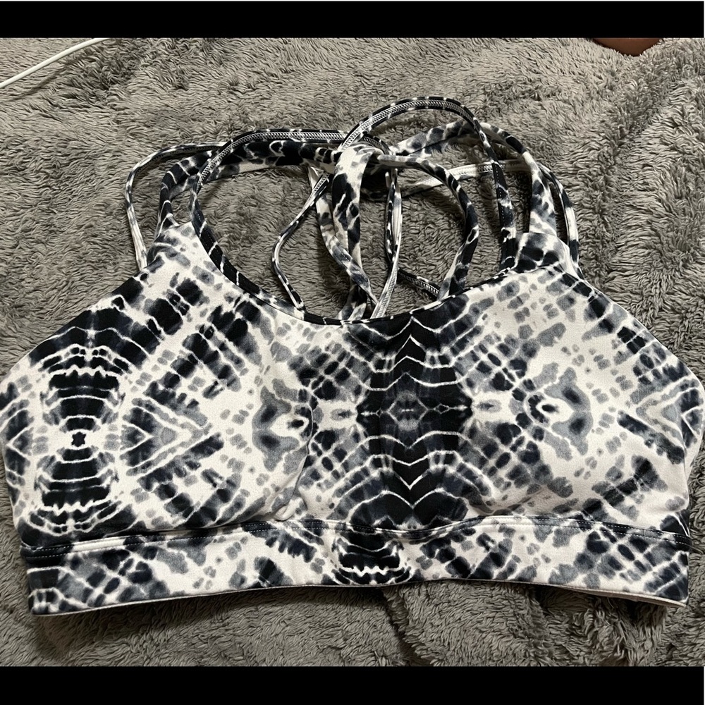 Victoria Sport L sports Bra